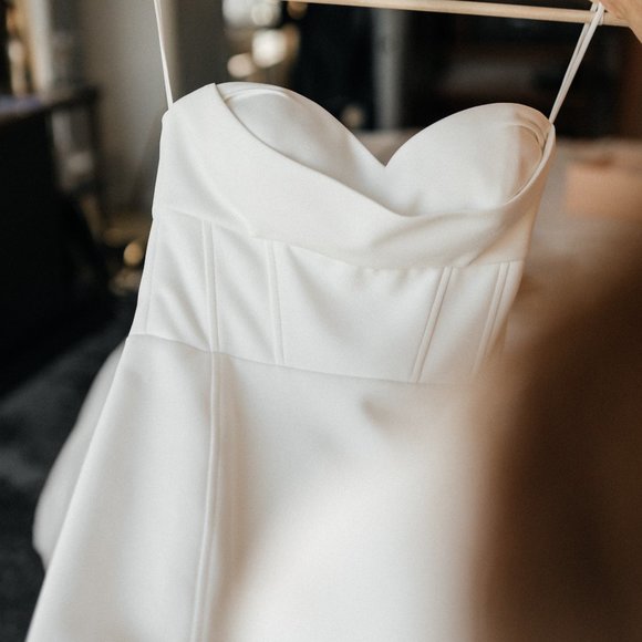 Jane Hill Fairmont Wedding Dress - Picture 1 of 3
